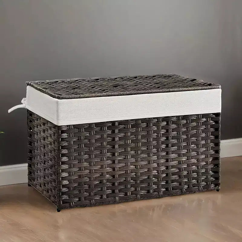 Panier de rangement avec couvercle, bac de rangement tressé de 105L. Avec poignées, doublure amovible et armature métallique.