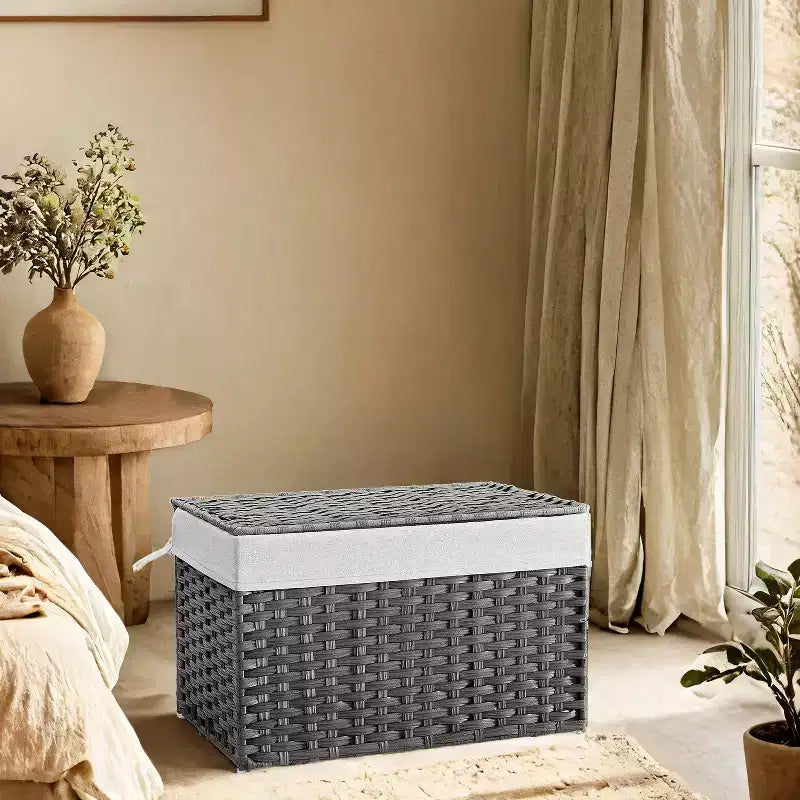 Panier de rangement avec couvercle, bac de rangement tressé de 105L. Avec poignées, doublure amovible et armature métallique.
