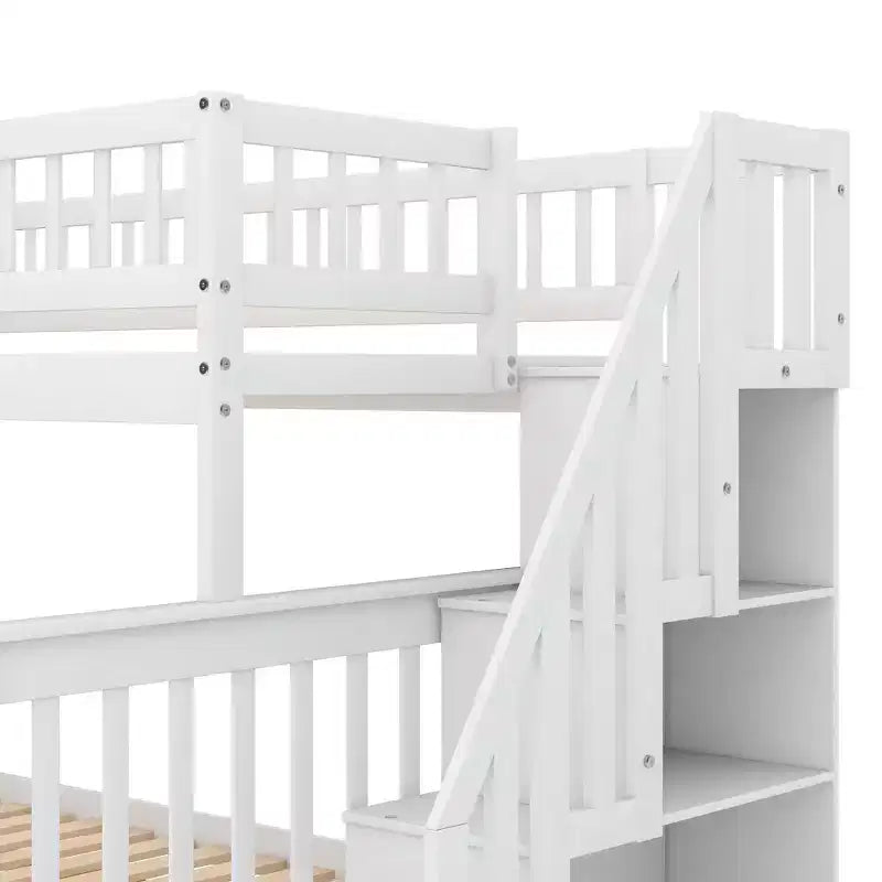 Lit superposé avec lit simple en haut et lit double en bas, avec lit gigogne et escalier de rangement