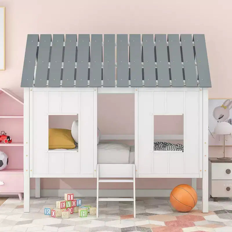 Lit mezzanine bas pour enfant, format simple – avec toit et deux fenêtres à l’avant, blanc (80.4" L x 45.2" W x 71.4" H)