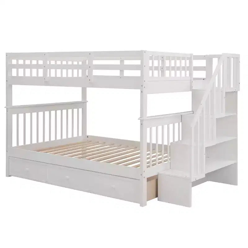 Etagenbett mit Treppe, zwei Doppelbetten, Schublade, Stauraum und Schutzgitter fürs Schlafzimmer