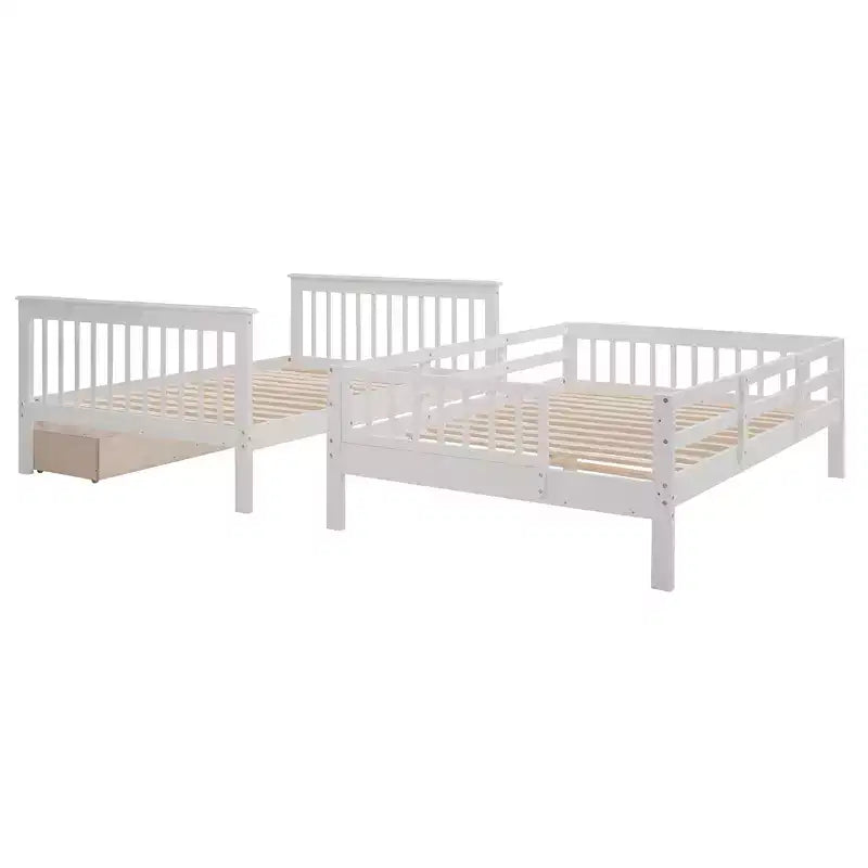 Etagenbett mit Treppe, zwei Doppelbetten, Schublade, Stauraum und Schutzgitter fürs Schlafzimmer
