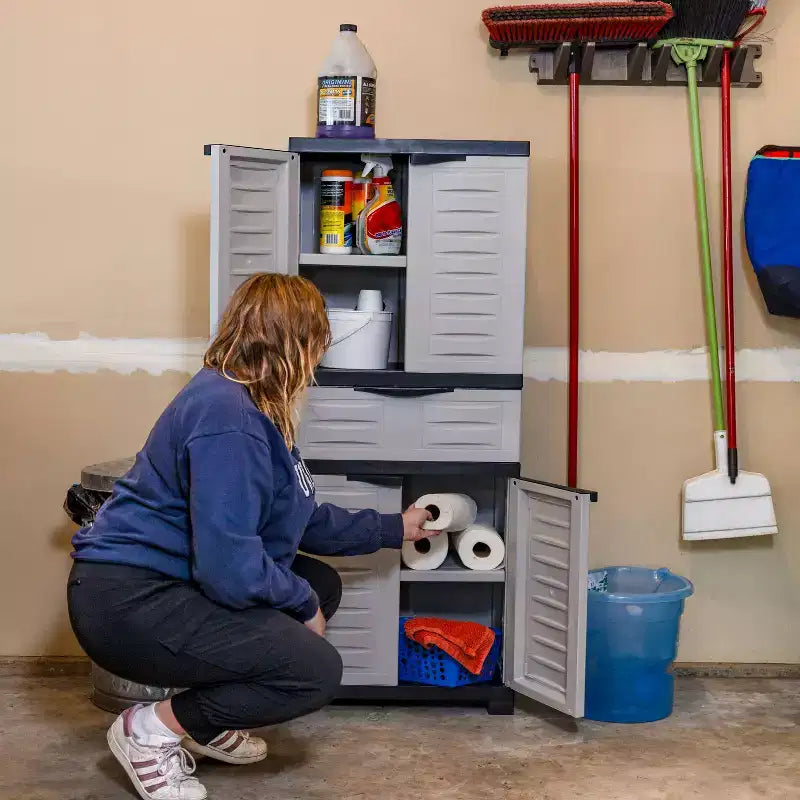 Armoire de rangement en plastique avec 2 étagères réglables et 1 tiroir